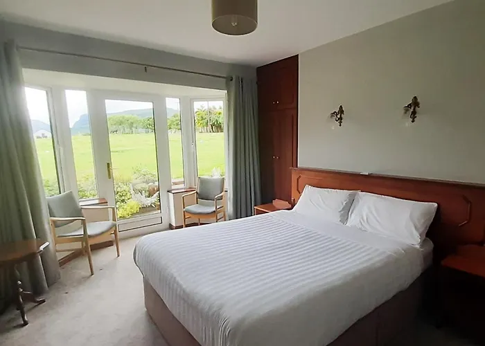 Inveraray Farm B&B 보퍼트